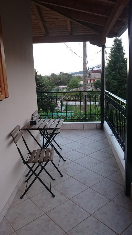 Cave Apartments Янина Екстериор снимка